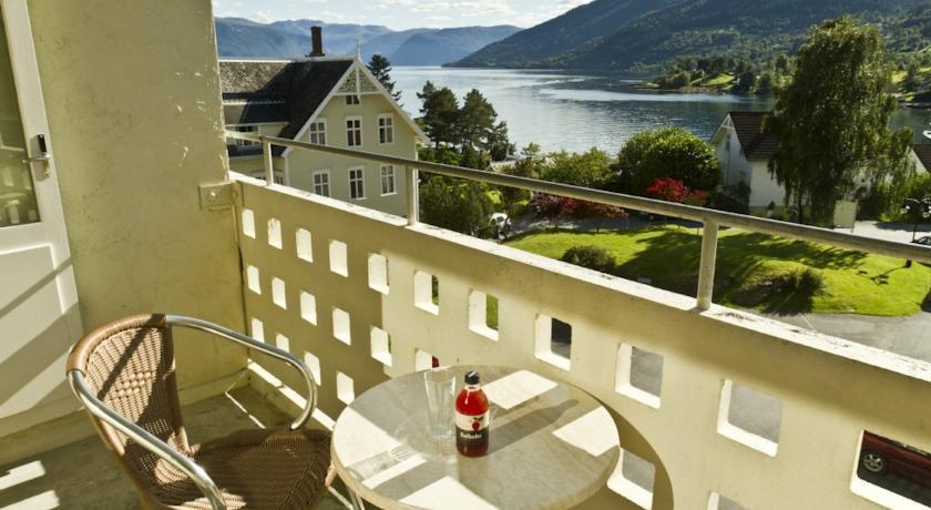 Kviknes Hotel Balestrand Εξωτερικό φωτογραφία