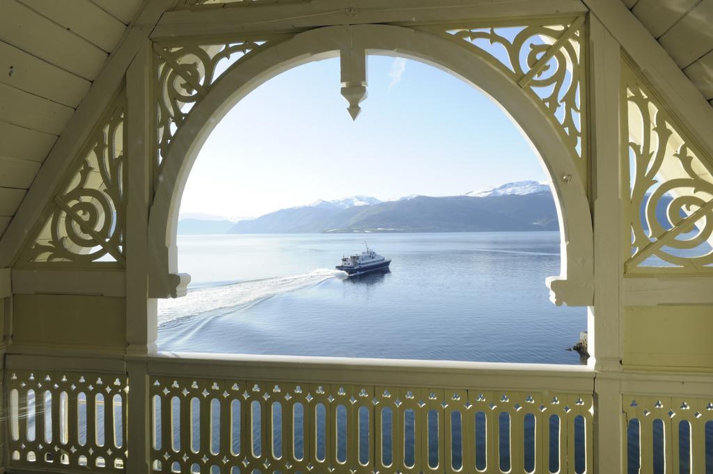 Kviknes Hotel Balestrand Εξωτερικό φωτογραφία